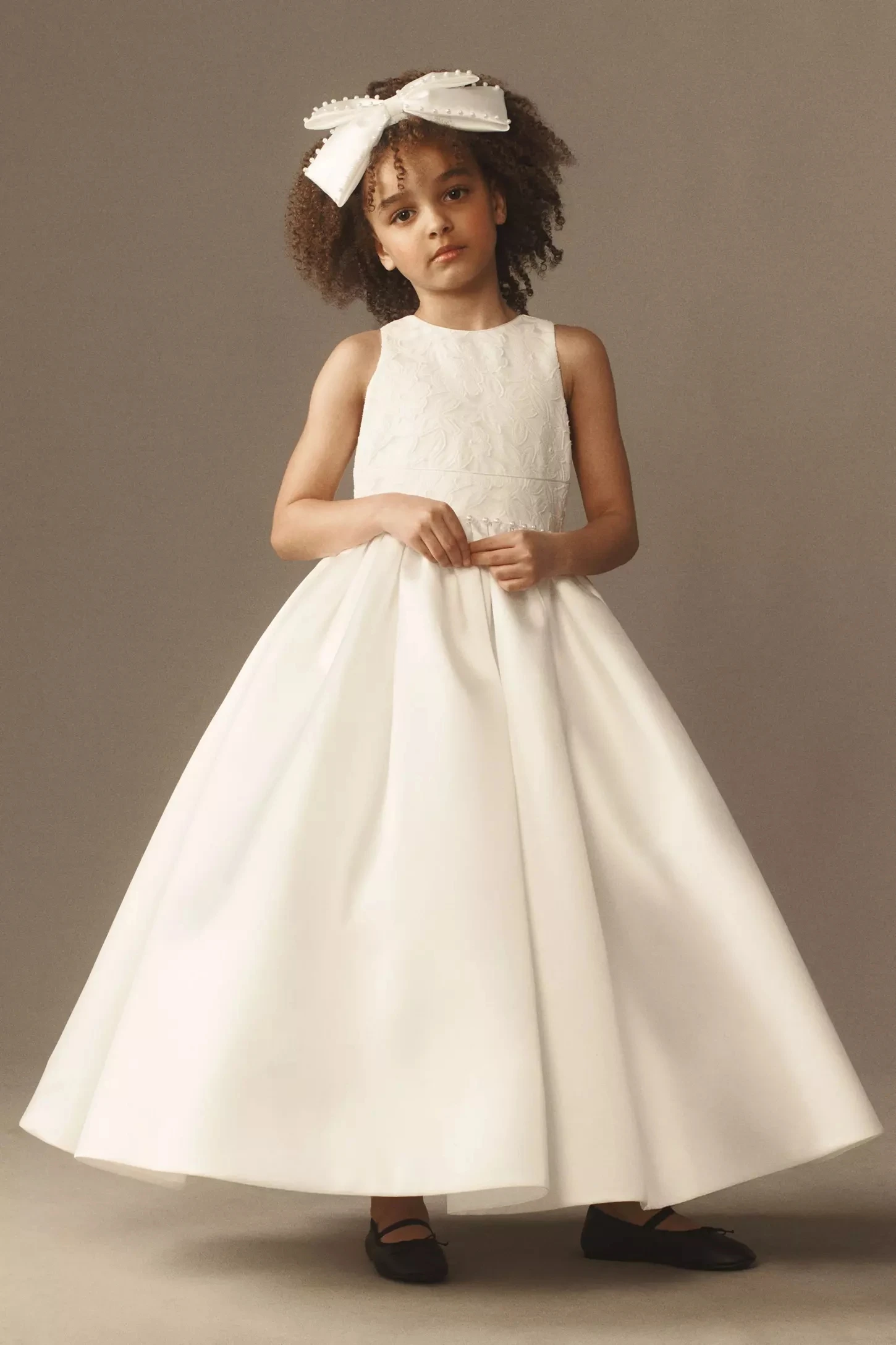 Customized Ivory Flower Girl Dresses Princess Halter O-neck Satin Lace with Bow Ball Gown Kids Party First Communion Dress Girls