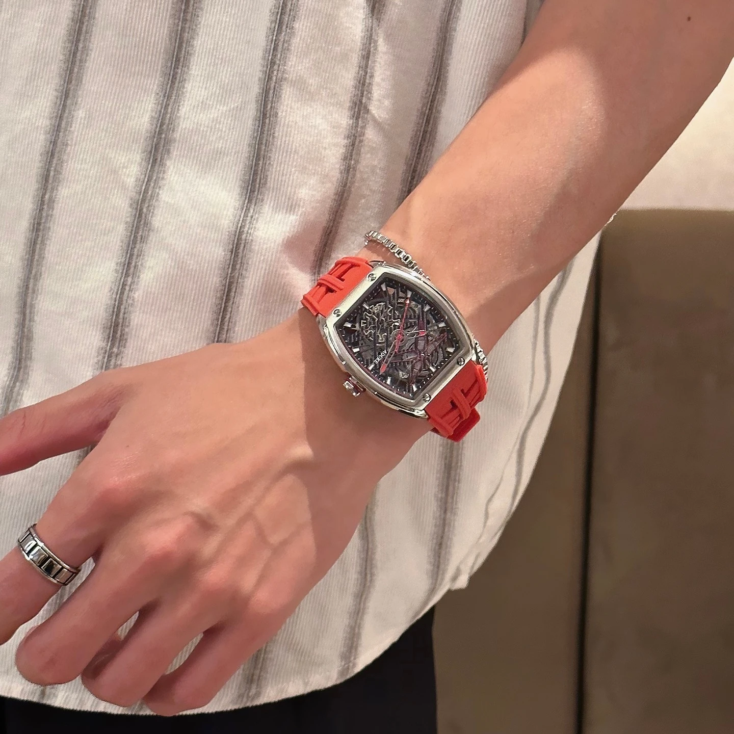 

Men's Mechanical Watch 2025 New Design Twin Star Perforated Dial Stylish Avant-Garde Luxury Watch Sophisticated Look Men's Watch