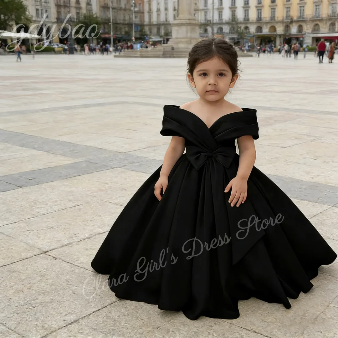 

Классическое черное платье для девочки с открытыми плечами и бантом, подходит для свадеб, вечеринок, дней рождения, банкетов, длина в пол.