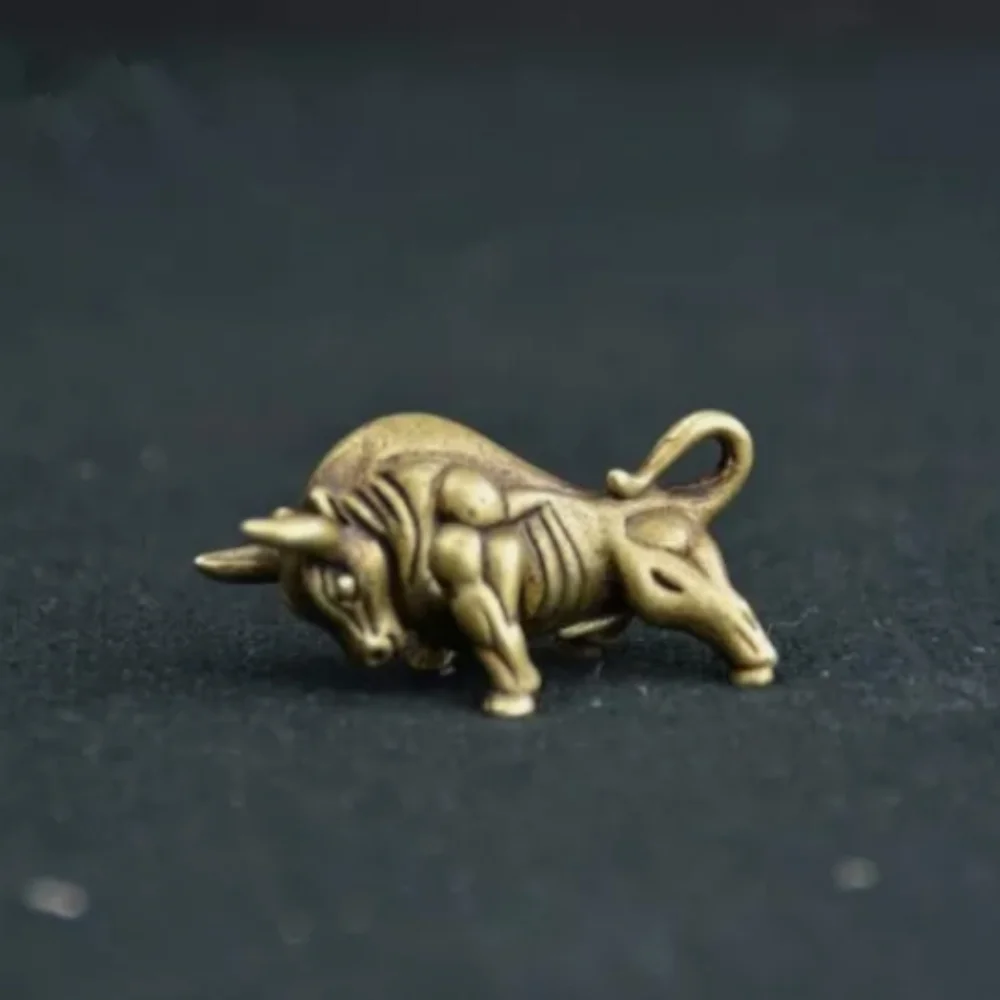 Chinese Pure brass Wall Street bull small statue