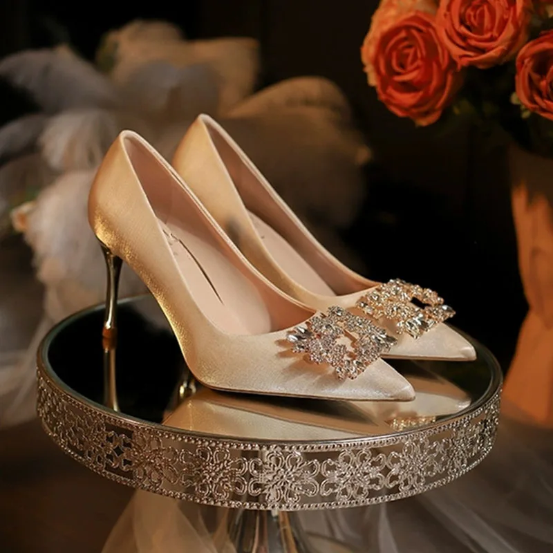 French-Style Wedding Shoes Bride Design Crystal Thin Heels Pumps Women Elegant Pointed Toe High-Heeled Shoes Woman Prom Shoes