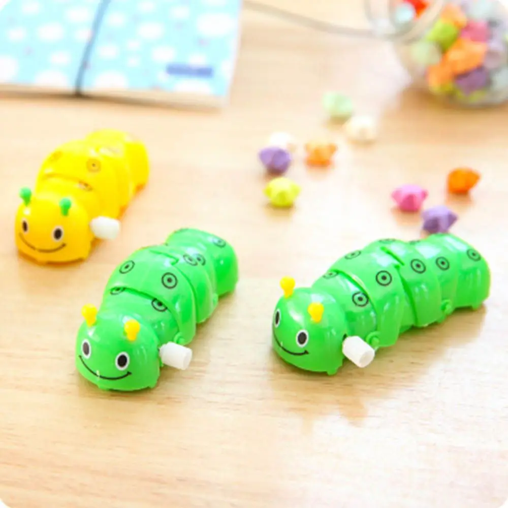 Presentes de plástico engraçado adorável brinquedo de corda em forma de lagarta brinquedo de relógio de desenho animado