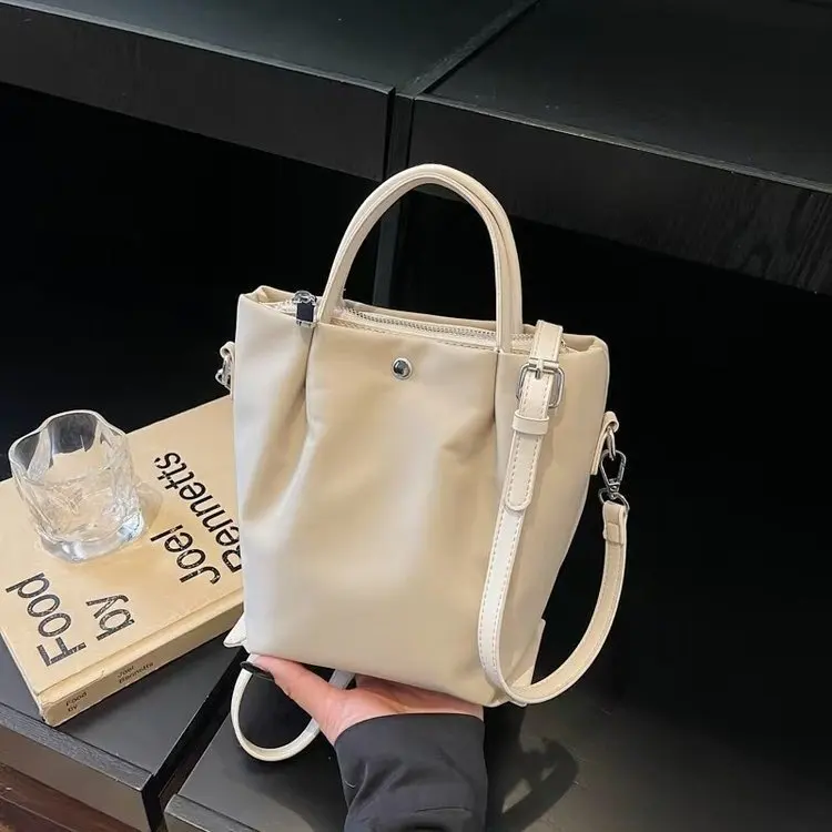 

Women's Commute Shoulder Bag 2026 New Premium Texture Light Luxury Bucket Tote Crossbody Handbag