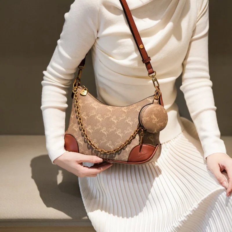 

Premium Women's Messenger Bag Made Of Microfiber Leather Boasting Monaco High-End Commuter Lightweight Soft Look