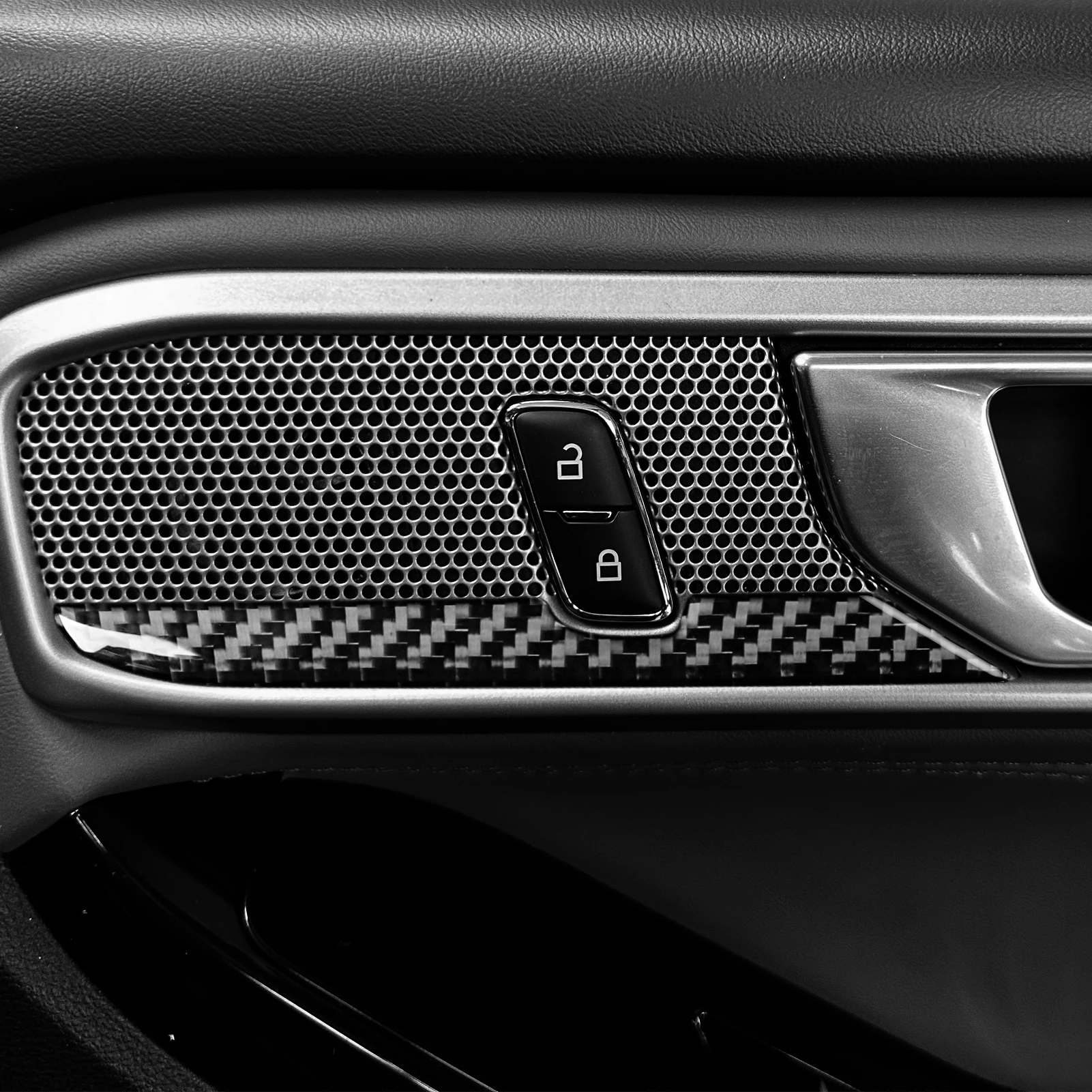 لفورد اكسبلورر 2020-2023 ألياف الكربون مقبض الباب الداخلي لوحة شرائط الزخرفية اكسسوارات السيارات الداخلية لاصقة تزيين