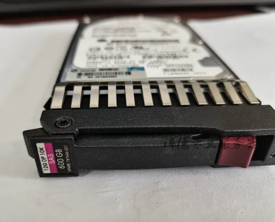 

For J9F46A 787646-001 600G 10K 12Gbps SAS 2.5-inch server hard disk