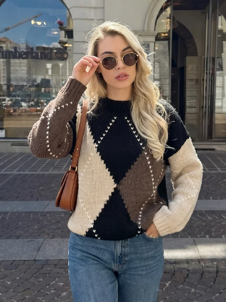 HH Women Vintage Knitted Sweater Fashion Argyle Plaid Print Warm Long Sleeve O-Neck Autumn Sweater 2026 Graduation Season Wear