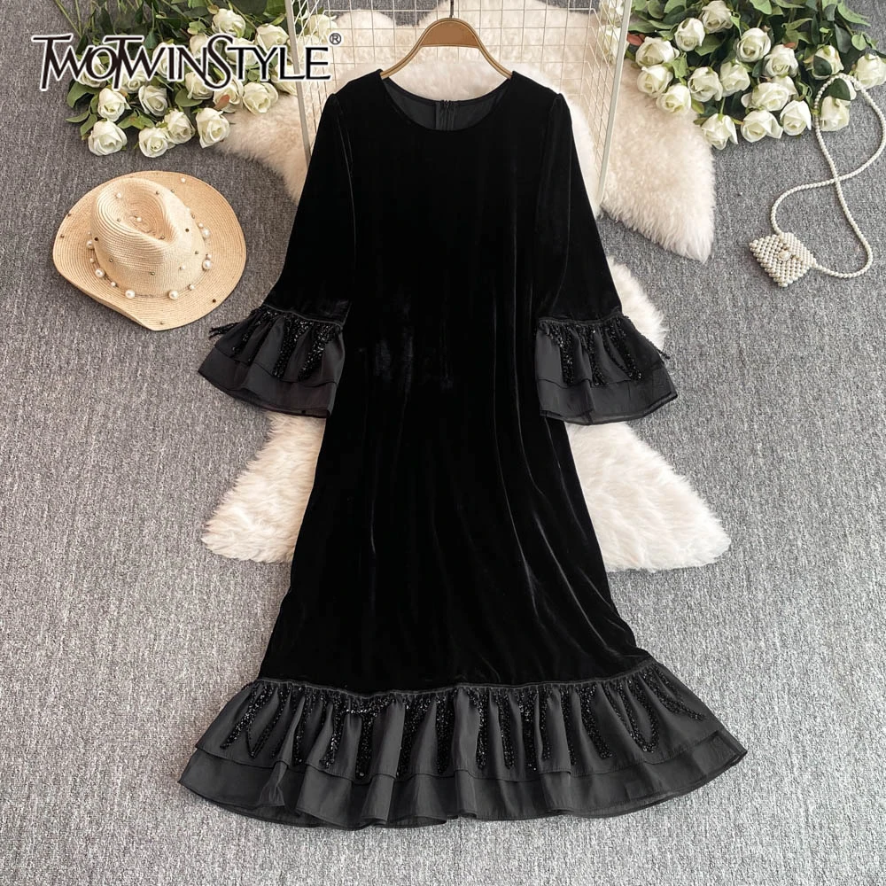 

TWOTWINSTYLE Solid Loose Patchwork Tassel Dress For Women Round Neck Flare Sleeve High Waist Casual Dresses Female New KDR517934