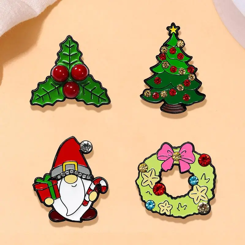 Santa Claus Tree Enamel Brooch Creative Christmas Day Inlaid rhinestone Gift Lapel Pin Badge Backpack Clothing Hat Accessories