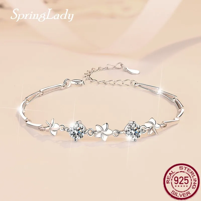 

New S925 pure silver bracelet small lucky clover hand jewelry fashion female jewelry Moissanite bracelet wedding jewelry