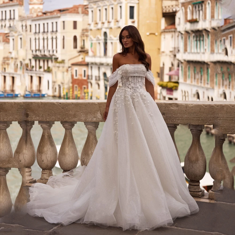 

Shiny Bridal Gown Strapless Lace Applique A Line Wedding Dresses Off Shoulder Sweep Train Customized 2025 Vestido De Noival