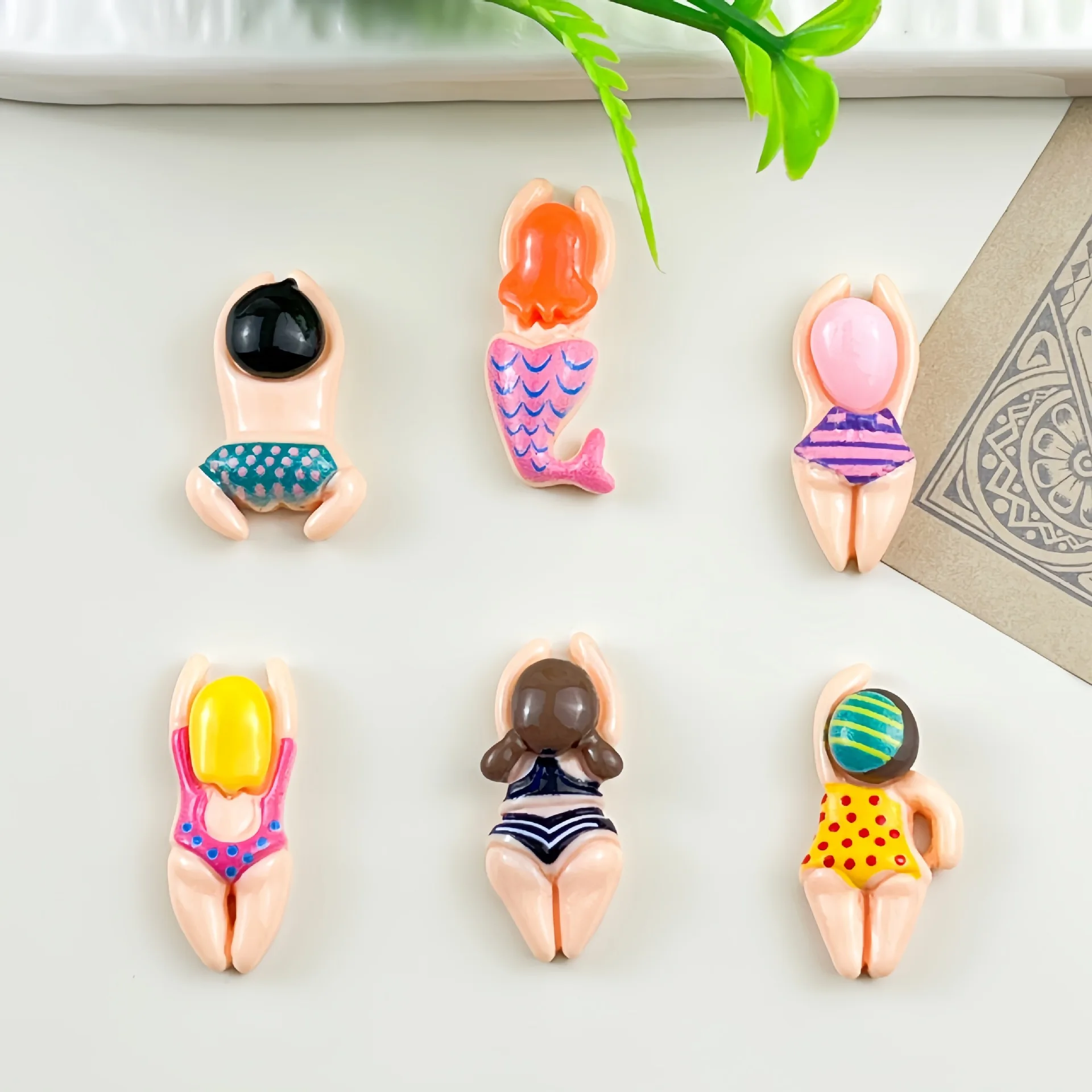 100pcs Cute Mini Swimming Boy Girl Resin Flatback Cabochon DIY for Phone Case Hairpin Keychain Earrings Scrapbook Shoes Buckle