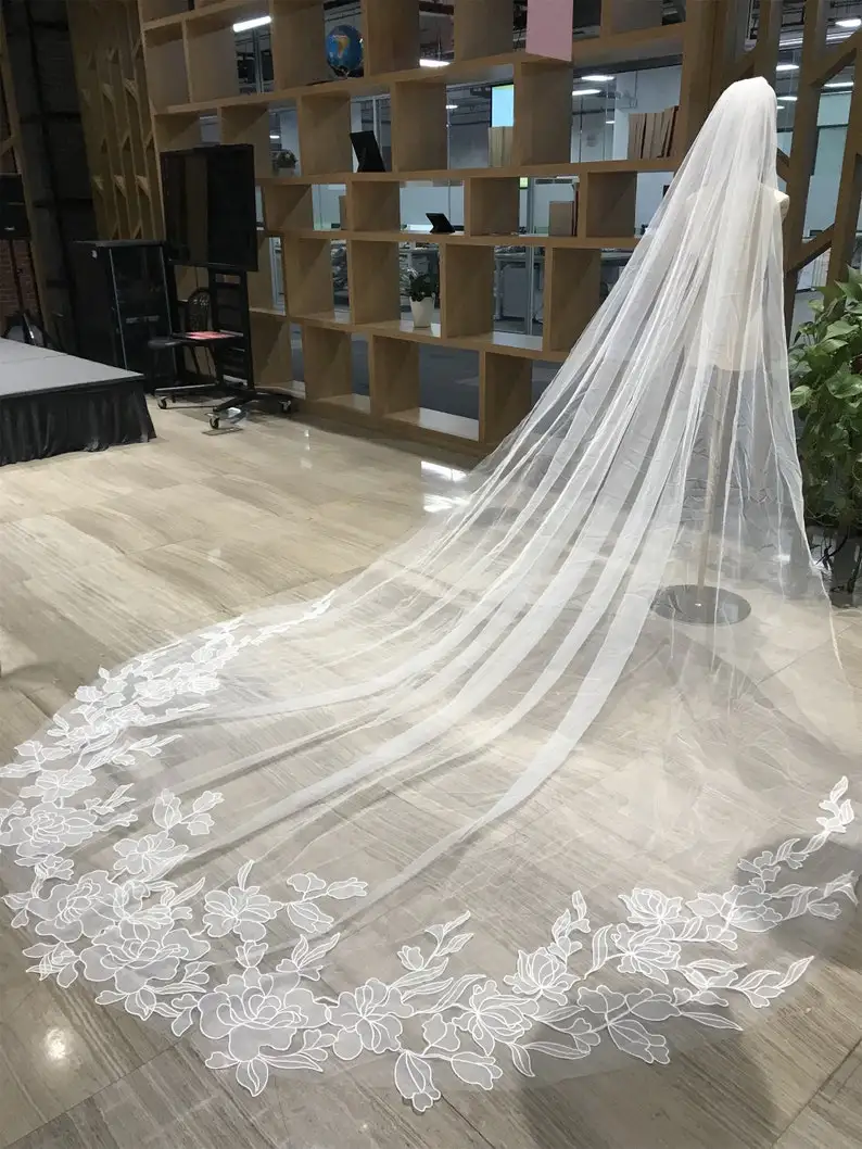 

1 Tier Long Veil Bridal Organza Flower Very Soft Tulle Wedding Veil Elegant Large Flower Veil Cathedral Handmade Customization