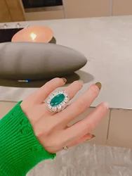 New Luxury Jewelry Oval Flower Engagement Rings for Women Inlaid AAA Green Zircon Prom Party Noble Jewelry Gift X1038