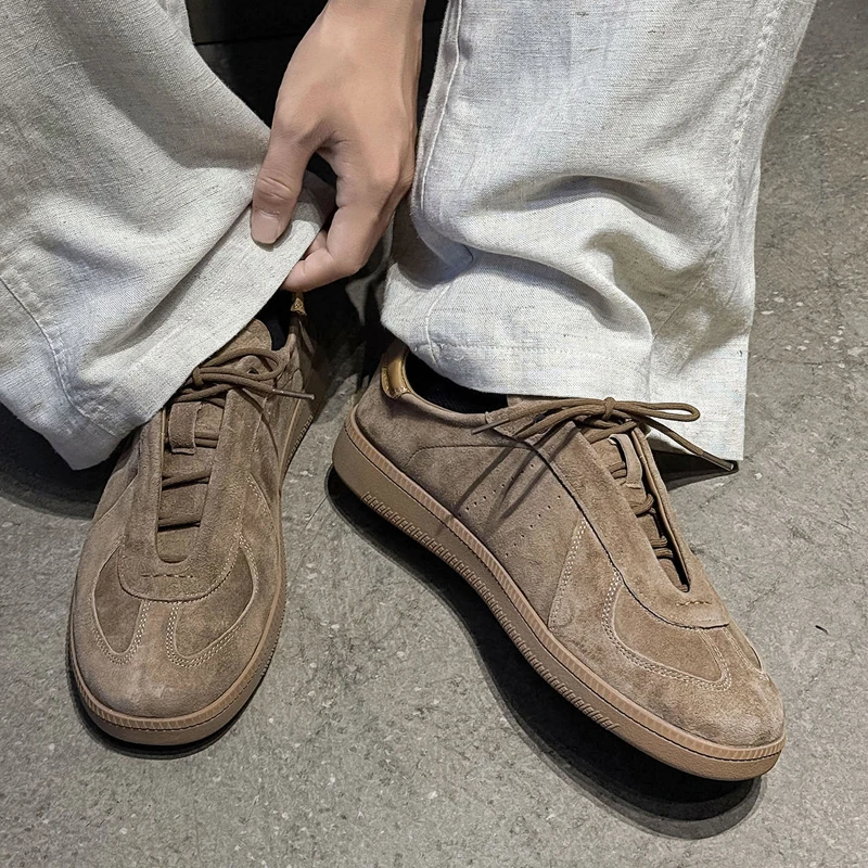 High quality  suede men casual sports shoes exquisite stitching comfortable suitable for daily commuting Gump shoes