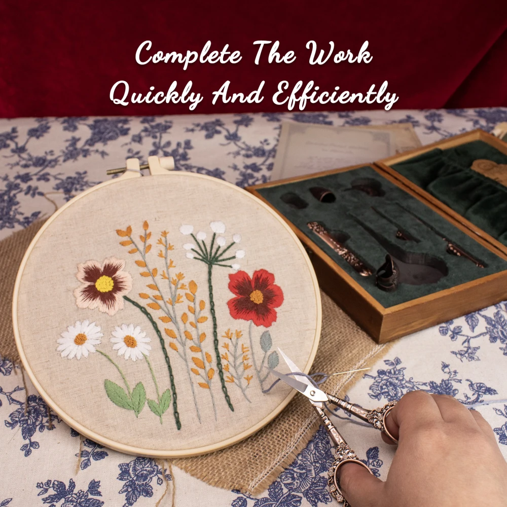 Komplettes Vintage-Nähset im europäischen Stil, Retro-Nähset in Holzbox mit antiken Stickerscheren und Nadeln für DIY-Bastelarbeiten – Detail 10