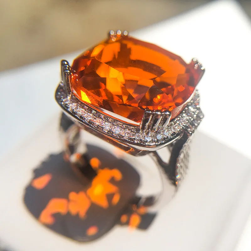 2022 NEW Exquisite Orange Big Zircon Topaz Couples Ring for Women Fashion Color Geometric Square Stone Party Jewelry Anillos