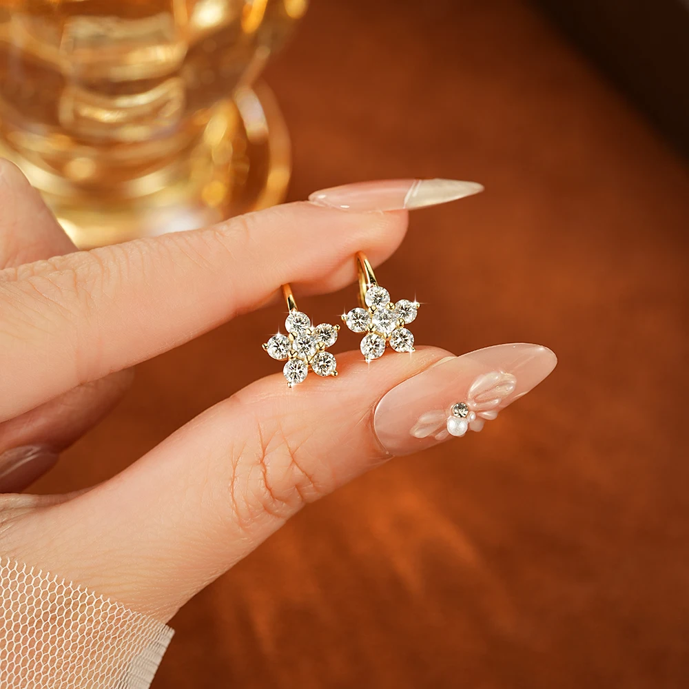 Abestecom Moissanite Flowers Earrings 925 Sterling Silver Women D-color Exquisite Moissanite Valentine's Day Fine Gift