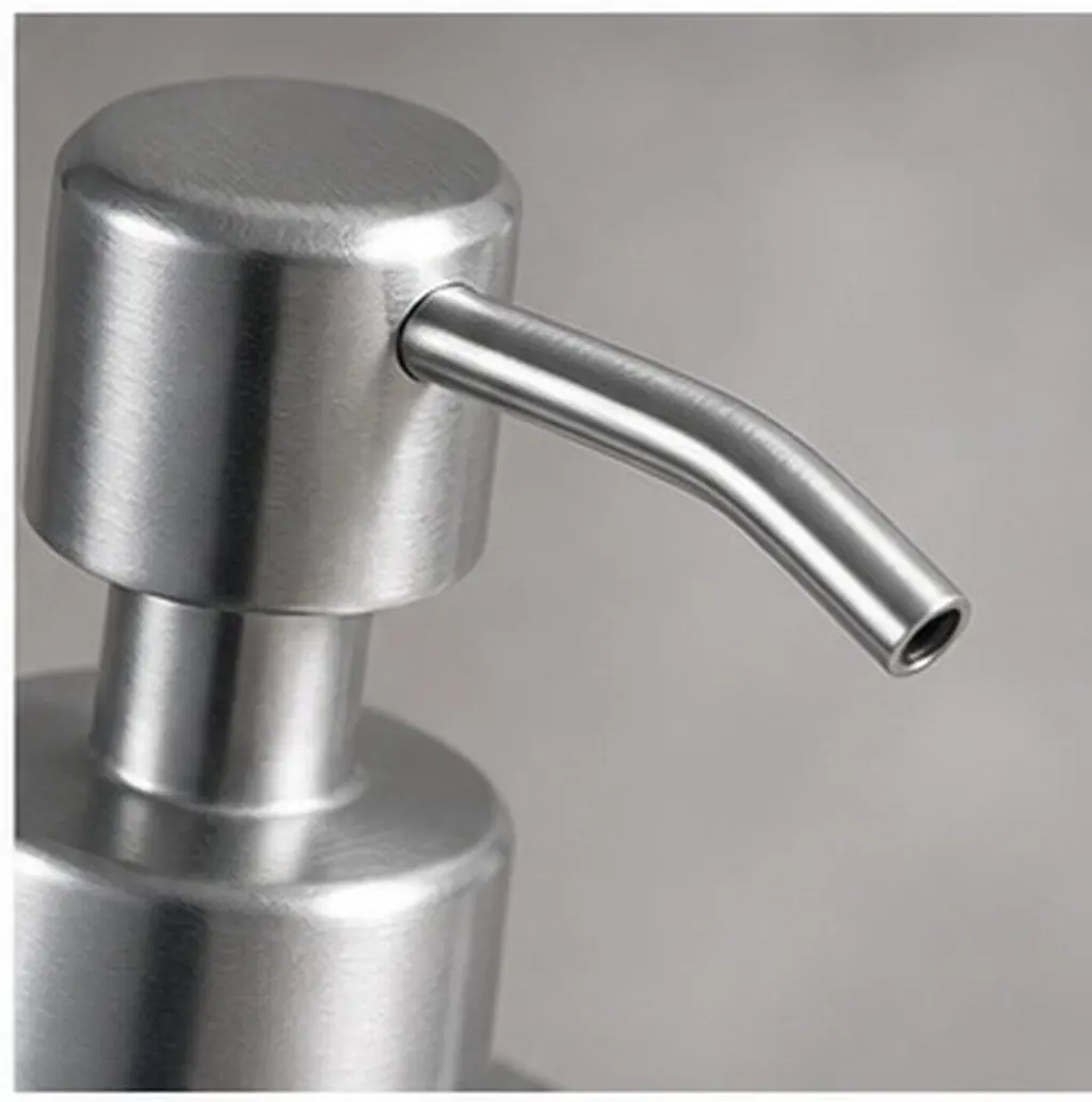 1Pcs 250Ml Stainless Steel Lotion Dispenser Silver Fashionable Rust Proof Sturdy Cylindrical Soap Bottle for Bathroom Home Bar