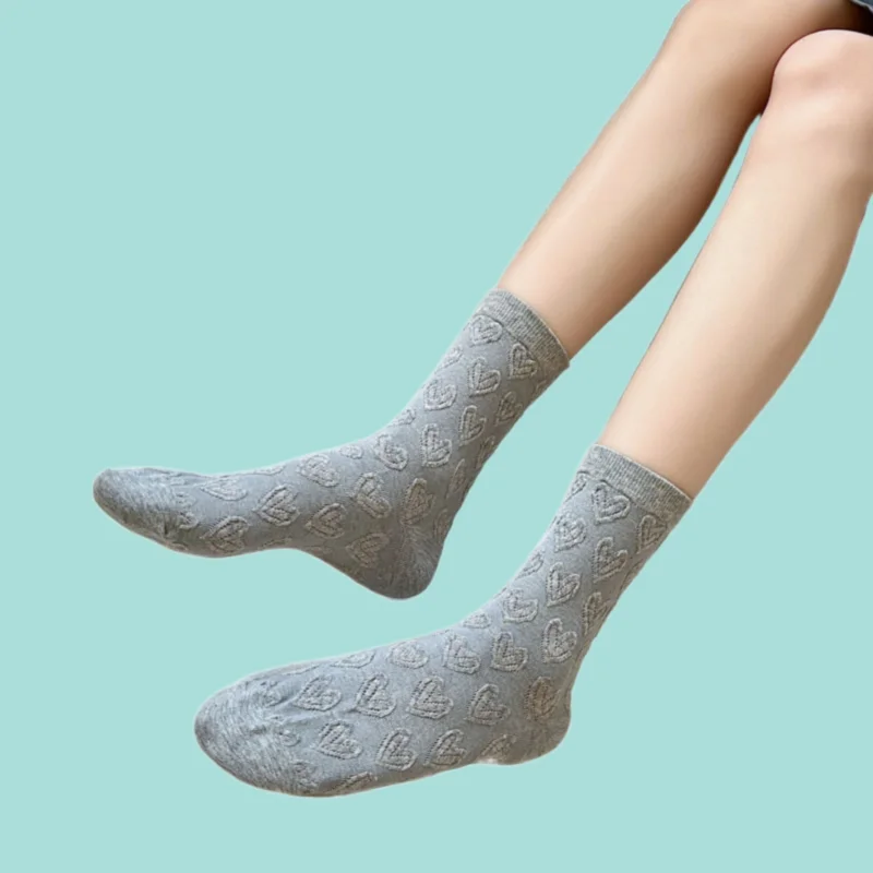 3/6 Pairs New Women's High Quality Socks Sweat-absorbent Thin Solid Color Three-dimensional Love Heart Medium Tube Stacked Socks