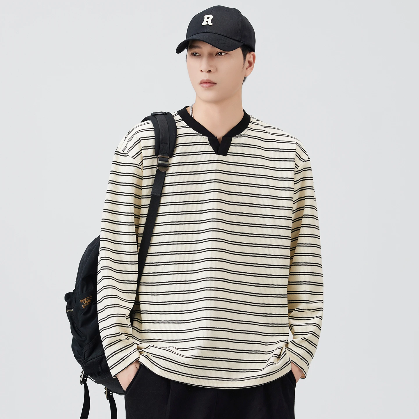 Autumn New Long Sleeve T-shirt Men Streetwear Fashion Loose Casual Stripe Bottom T Shirt Man Vintage Tshirts Tops
