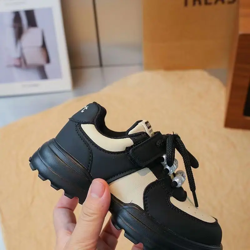 Lente 2024 Kids Designer Schoenen Jongen Zachte Bodem Loopschoen Meisjes Comfortabele Lederen Sport Kinderschoenen Jongen Kid Schoolschoen
