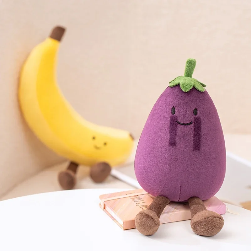 Offre spéciale dessin animé mignon poire pêche banane aubergine jouets en peluche nourriture mignonne en peluche poupée douce pour les filles enfants cadeaux d'anniversaire décor à la maison