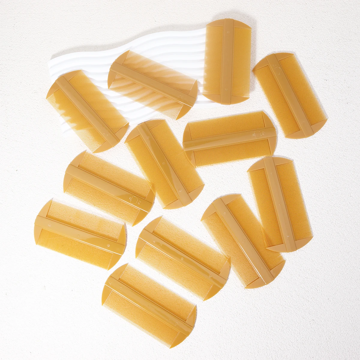 

12pcs double-sided lice and flea comb, fine toothed scalp cleaner, gentle cleaning and styling tool,Special for real hair wigs