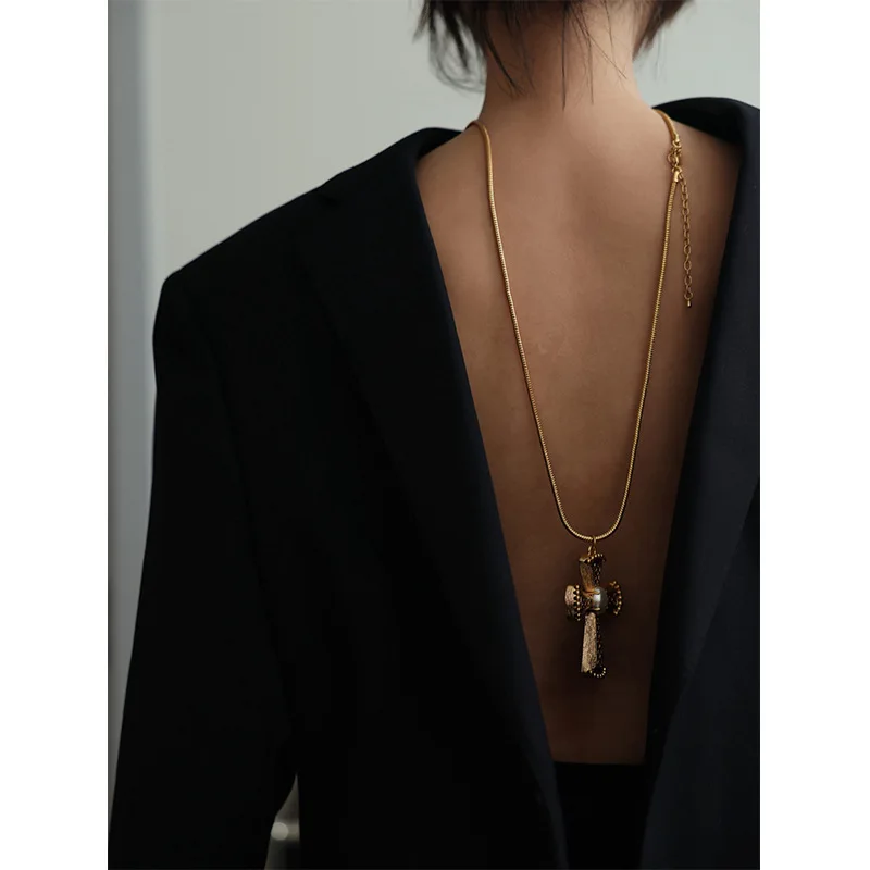French Vintage Cross Pendant Necklace Brass Gold Plated Snake Chain Imitation Pearl Retro Long Sweater Chain