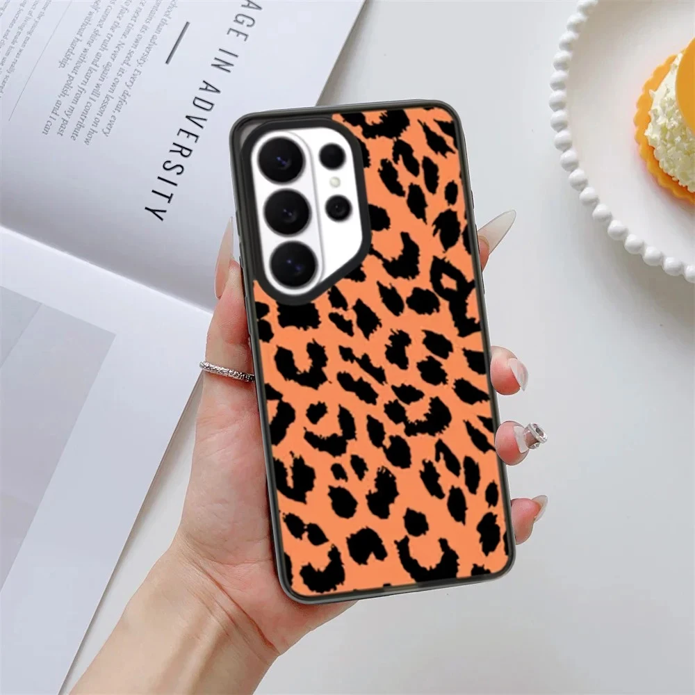 Simple Leopard Print Acrylic Case for Samsung Galaxy S26 S25 S24 S23 Ultra S26U S24+ S25+ S26 Plus Protective Case