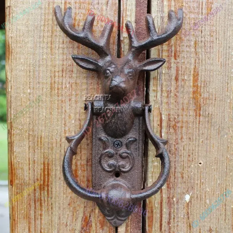 Aldaba de puerta de hierro fundido Retro europeo, artesanías, cabeza de ciervo, mango antiguo, decoración del hogar y jardín de madera