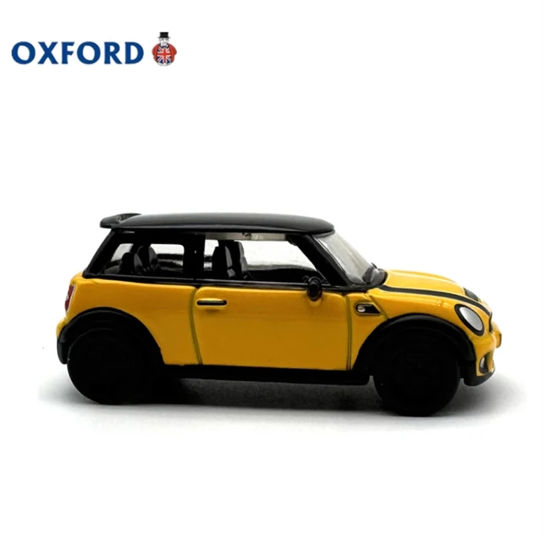 OXFORD Diecast Schaal 1:76 Nieuwe Mini Gele Legering Model Auto Eindproduct Ornament Simulatie Speelgoed Collectie Statisch Model