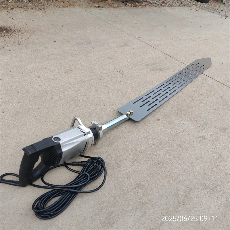 Concrete vibration, bubble removal surface processing, engineering building vibration plate, exhaust shovel