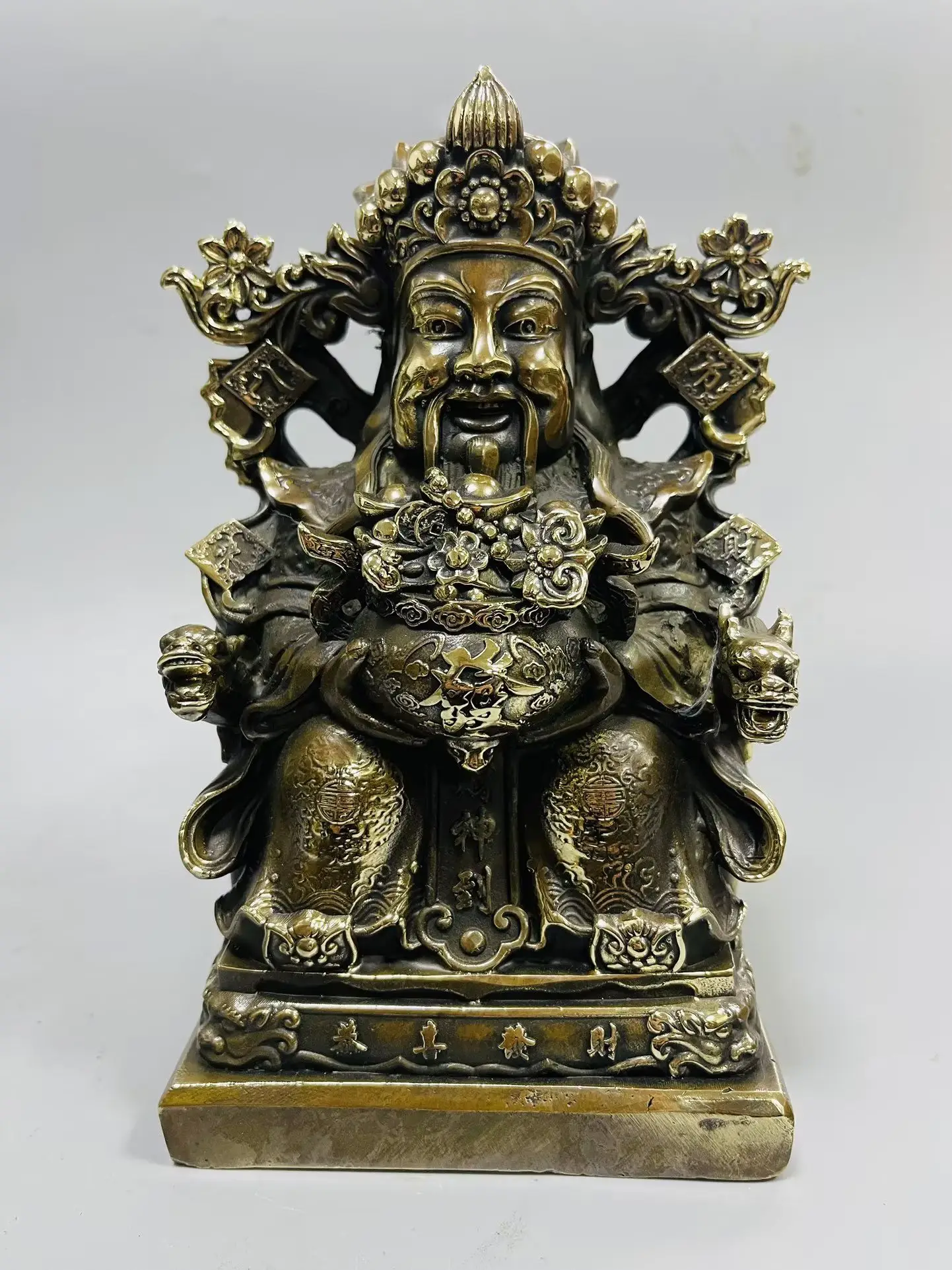 

Pure copper craftsmanship sits on the God of Wealth bronze statue 20CM/16CM