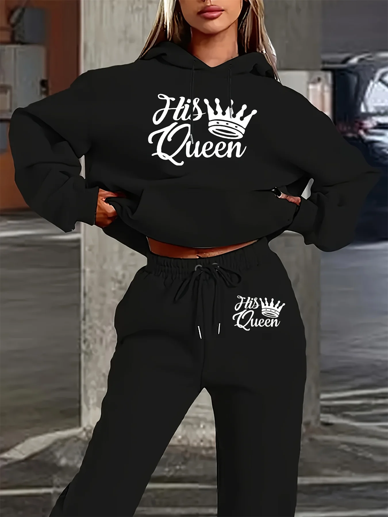 

Женская осенне-зимняя толстовка с капюшоном + спортивные штаны, уличный повседневный комплект с принтом королевы, модная бархатная теплая одежда