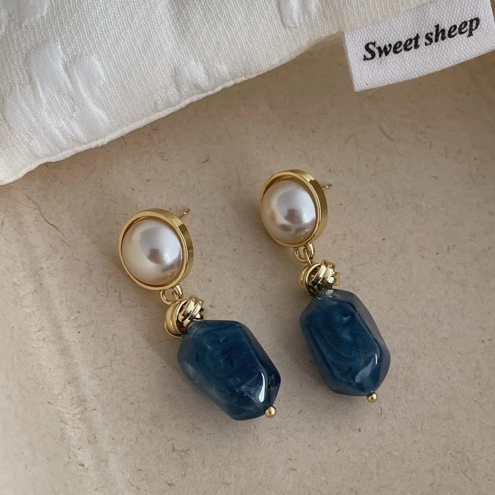 2026  luxury earringsFrench Retro Cream Almond And Sunset Orange Acrylic Long Pendant For Women's Party Jewelry Earrings