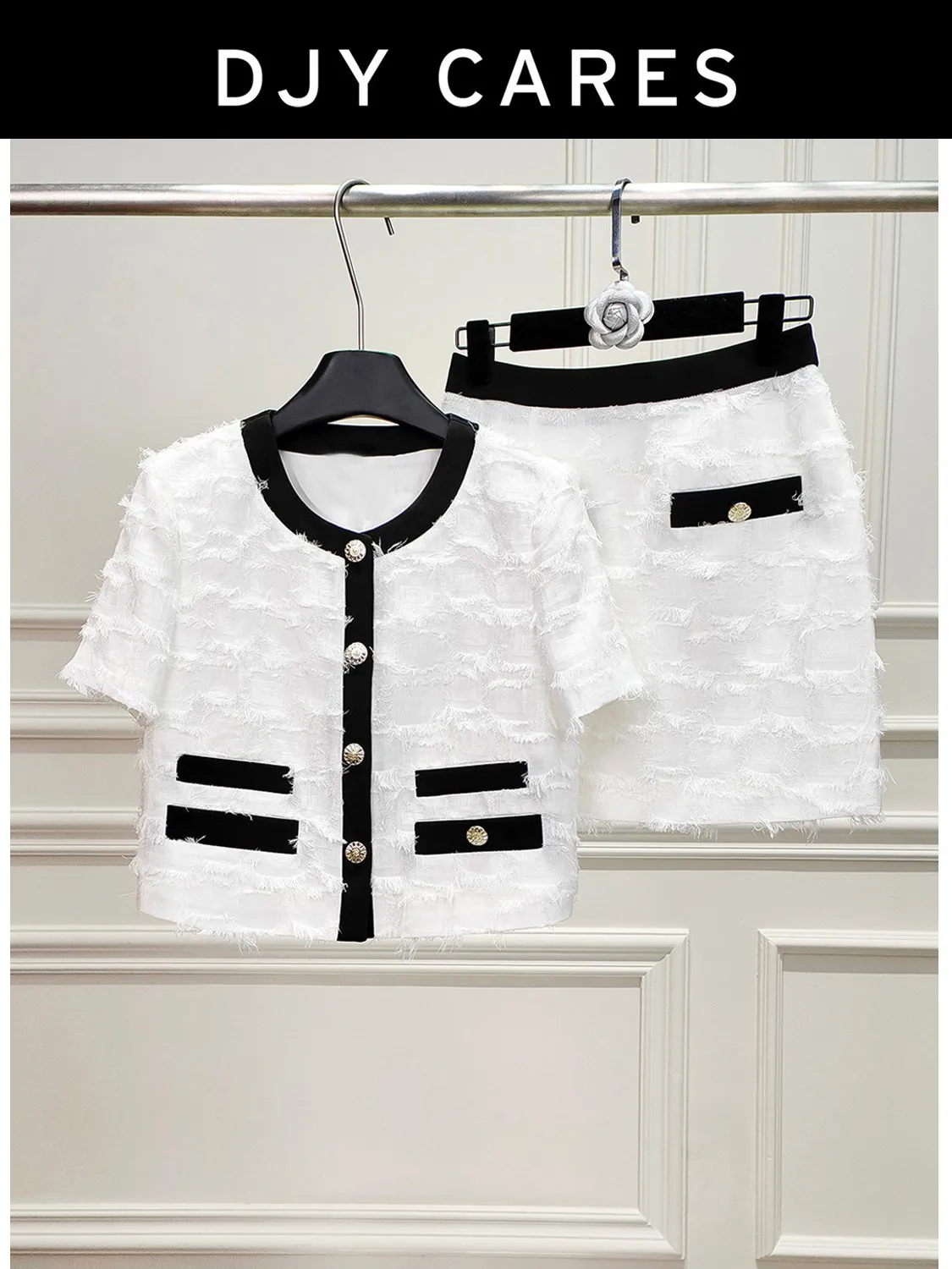 

Новый контрастный топ с 3D кисточками + полуюбка большого размера