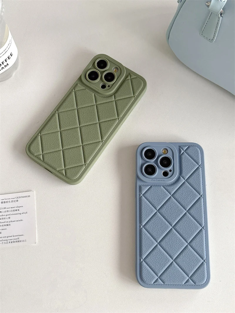 Matte Material Lamb Leather Diamond Shaped Phone Case For iPhone 15 14 13 12 11 Pro Max 8 7 Plus Grid Silicone Phone Accessories