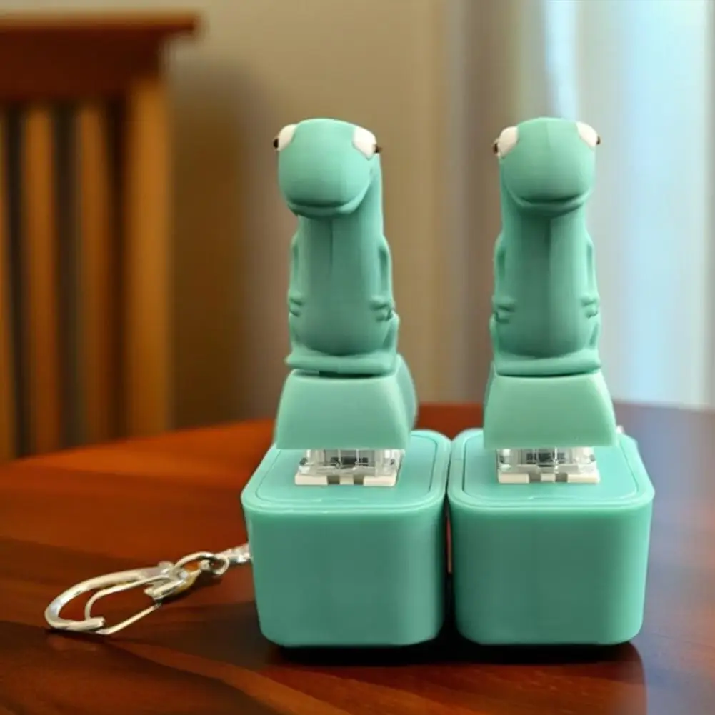 مضحك كراكينج سحلية المفاتيح قابلة للشحن سحلية لوحة المفاتيح تململ الفرس الصوت المفاتيح مع مصباح ليد لتخفيف التوتر #4