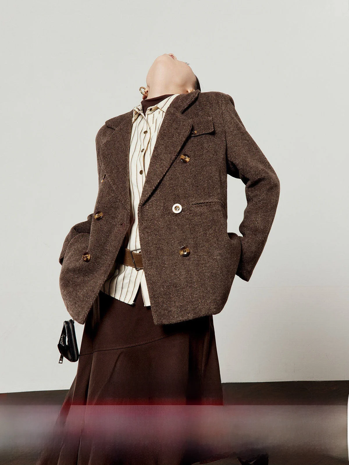 

Caramel Woolen Coat Women's Loose Fit Turn-down Collar Retro Sle Autumn New Arrival Faionable Versatile Top by Zhou Li Wu