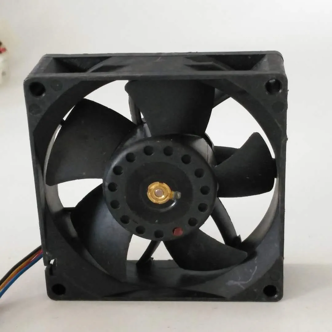 1pcs FFB0812XH 8025 80mm 80*80*25mm DC 12V 2A 4-Pin powerful Pwm axial server cooling fan