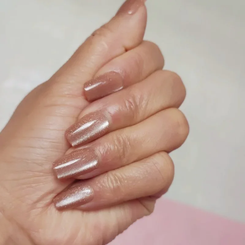 24Pcs Short Cat Eye Fake Nails Trendy Adhesive Glossy Champagne Press on Nails Durable Acrylic Nails Tips Set for Women&Girls