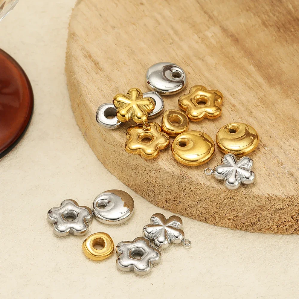 

5pcs PVD Gold Stainless Steel Round Beads Charms Flower Pendants for DIY Crafts Jewelry Findings Bracelet Necklace Material Bulk