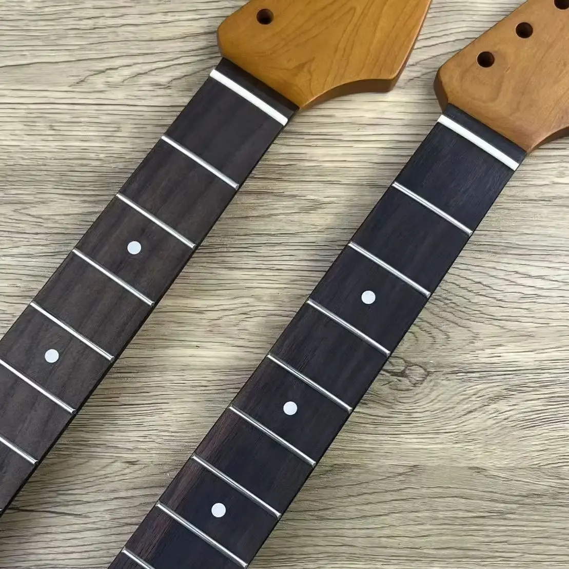 

Vintage ST Style Roasted Maple Guitar Neck Rosewood Fingerboard 21 Frets Dual-Action Truss Rod 56mm Heel for Guitarists