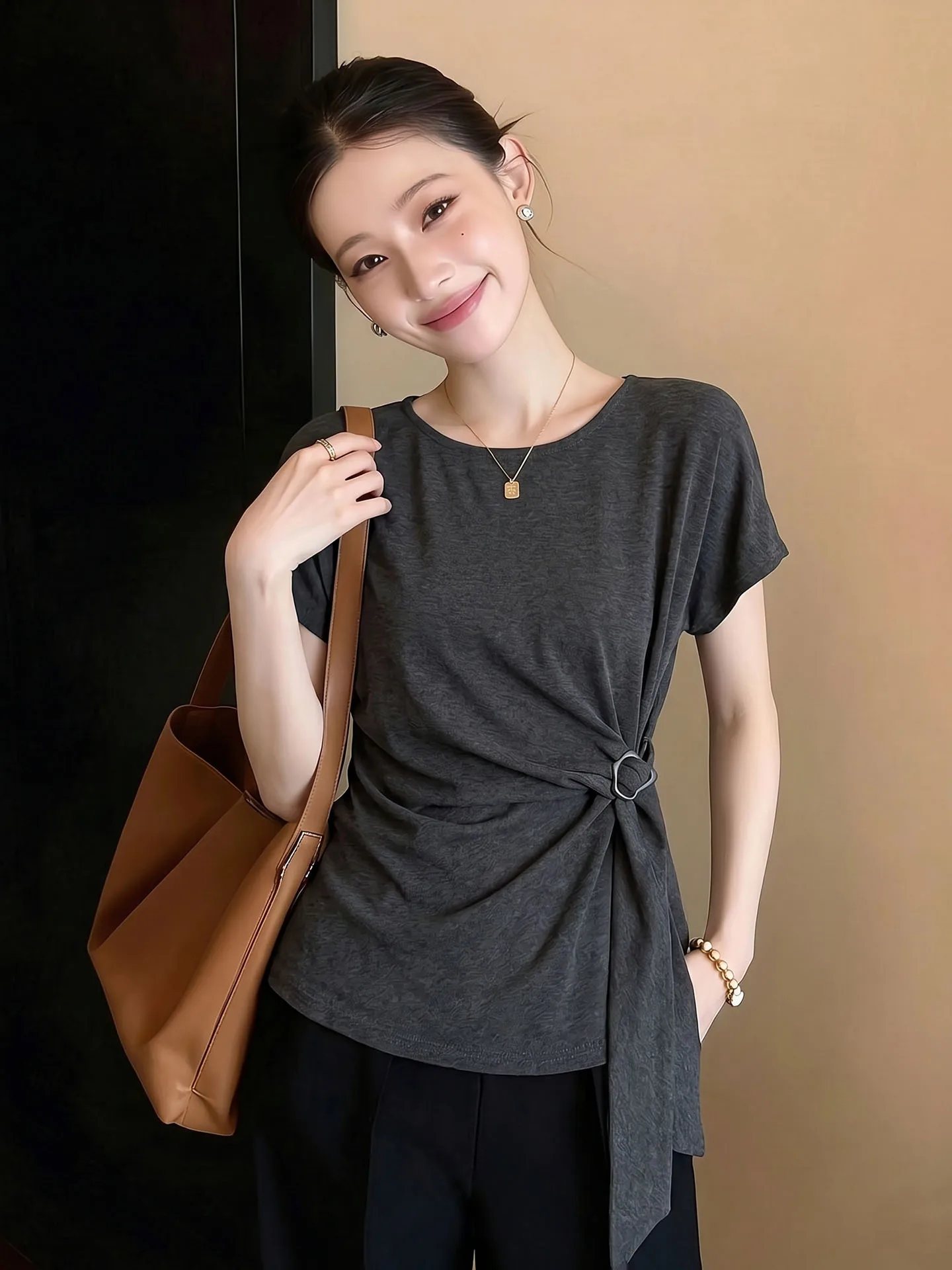 

Soft Skin-friendly Pure Color Design Short Sleeve T-shirt Waist-cinching Unique Beautiful Summer New Style Korean Version Str...