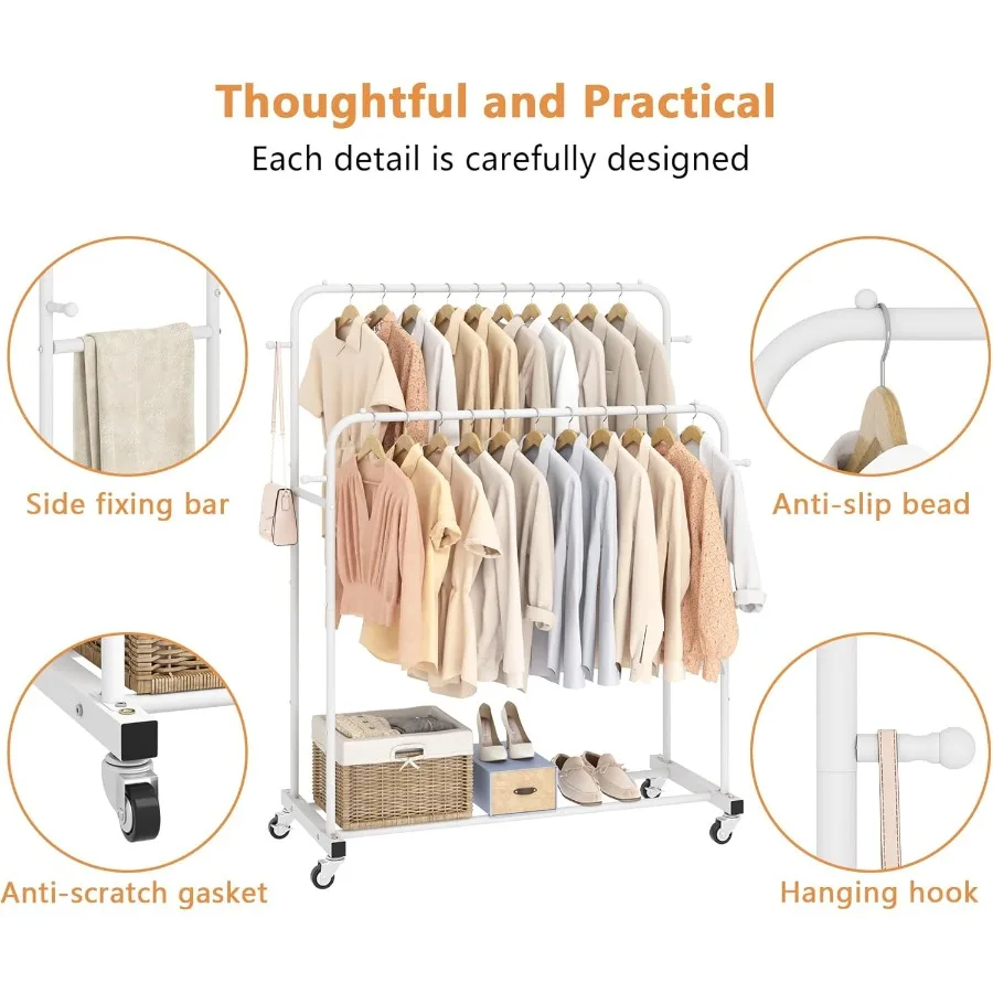 رف ملابس بقضبان مزدوجة مع عجلات لتخزين الملابس الفعال في غرفة النوم يتميز بـ 4 خطافات وفكرة تصميم متعددة الوظائف