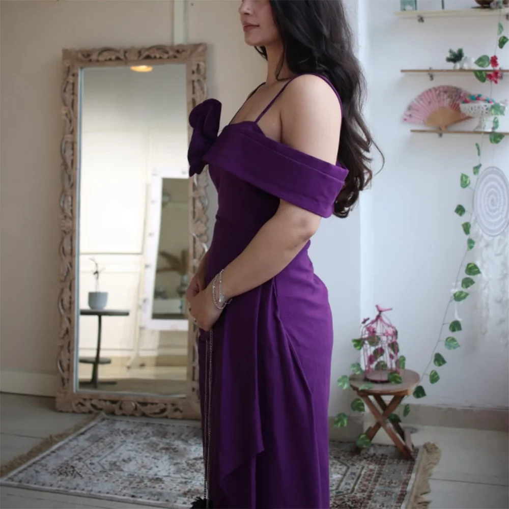 Customized Purple Straight Prom Dresses Tea-Length Spaghetti Strap Sleeveless Evening Dresses Simple Draped Fashion Flowers