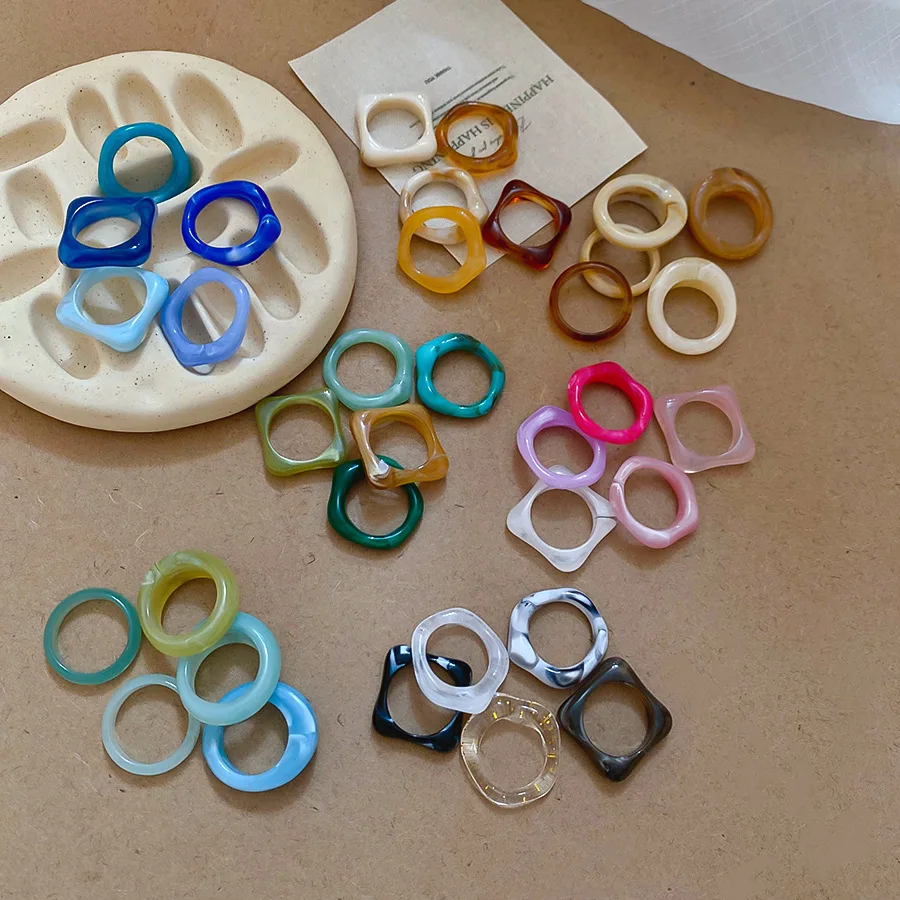 5PCS SET Trendy Colorful Geometric Irregular Acrylic Resin Rings For Women Aesthetic EMO Charm Jewelry Accessories Decorations view 4