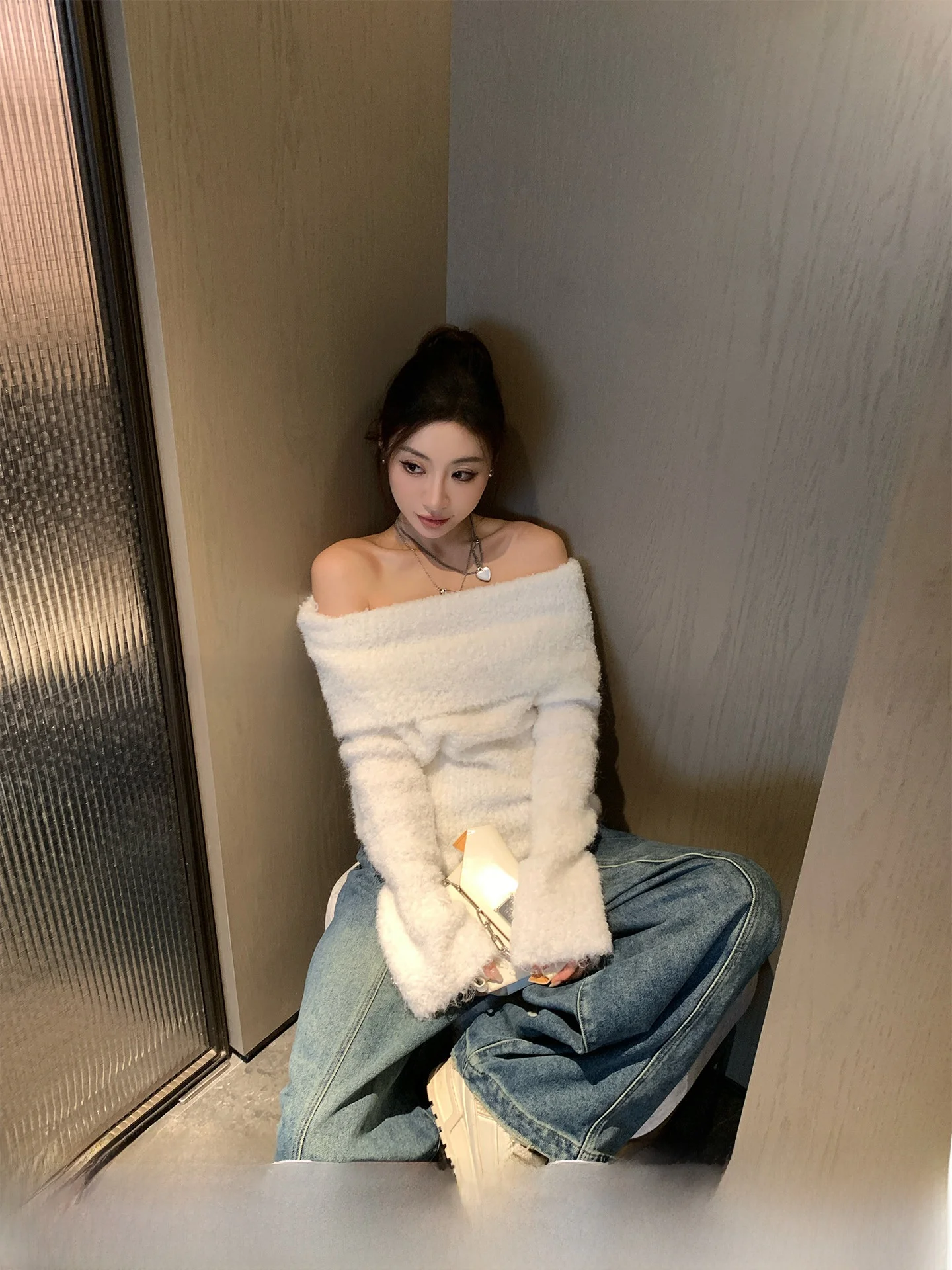 

GV Big Brother Soft Woolly Smelling Shoulder Bared Knitted Top New Design Versatile Women's Casual Style Long Sleeve Regular Fit