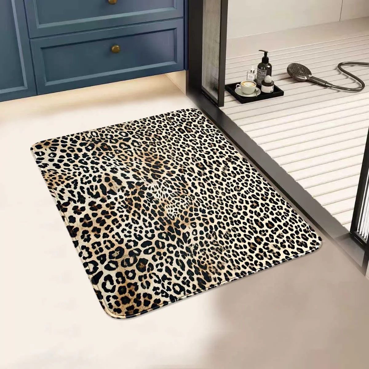 1 American wild leopard print spotted pattern foot mat, stylish and versatile, atmospheric long carpet for the entrance